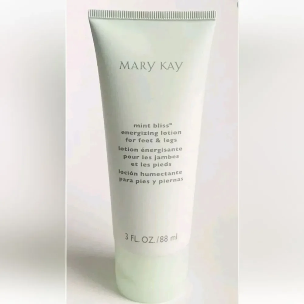 Mary Kay mint bliss energizing lotion for feet and legs Beauty Makeup Bath Body